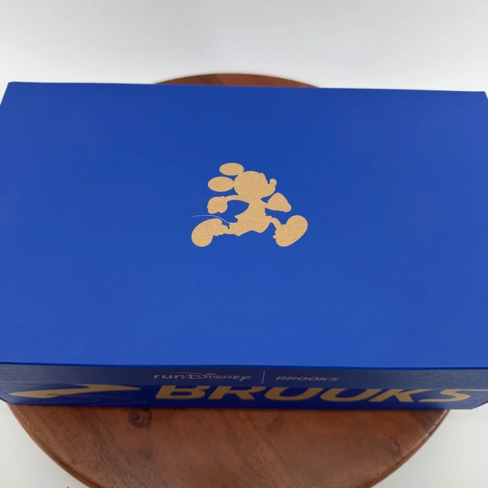 Brooks Ghost 17 runDisney Black Mickey Mouse Running Shoes 110555-057 Men 11 NIB
